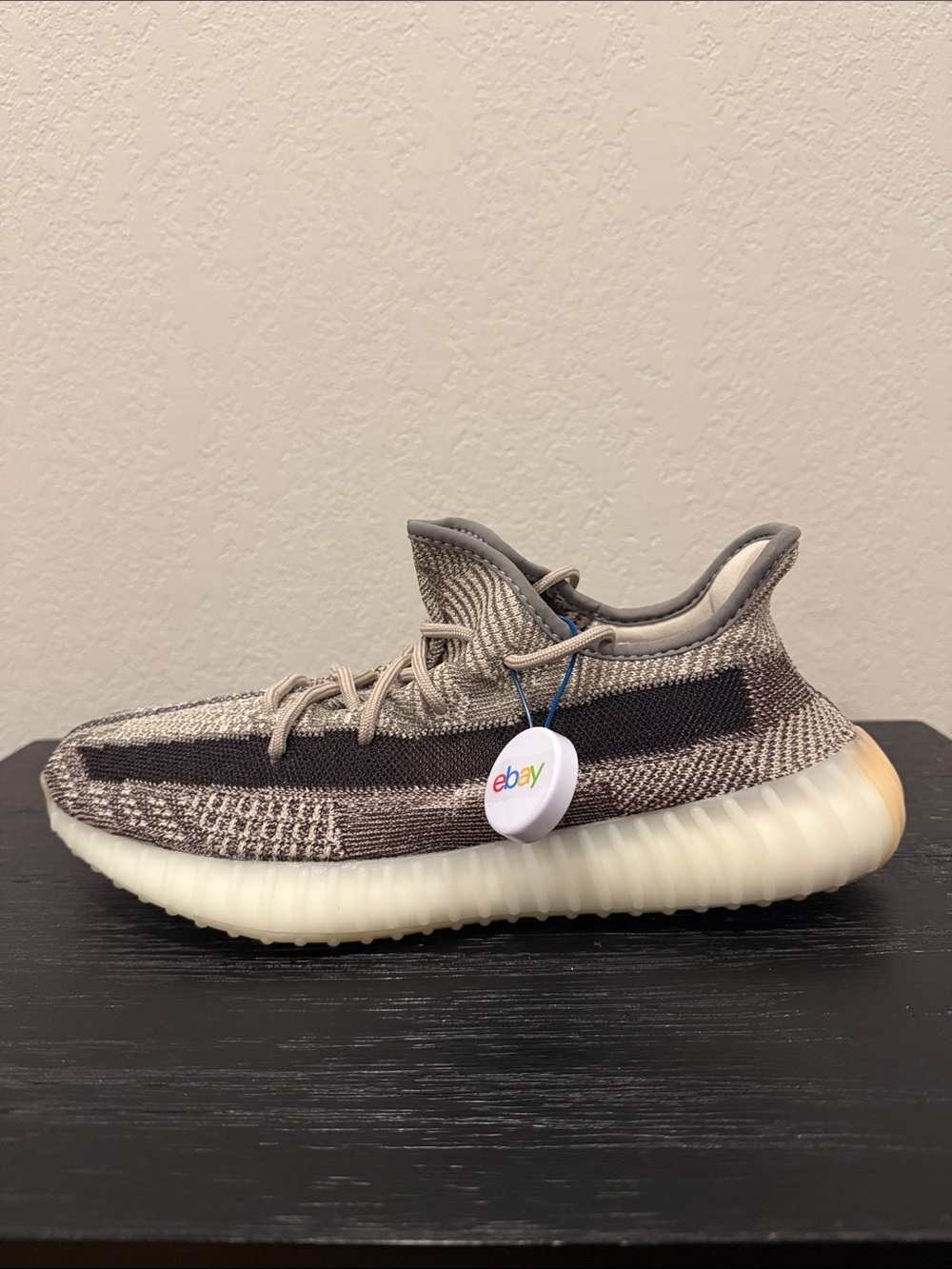 New Men’s Size 10.5 Yeezy Boost 350 V2 Taupe Black Knit Sneakers w/ Cream Sole
